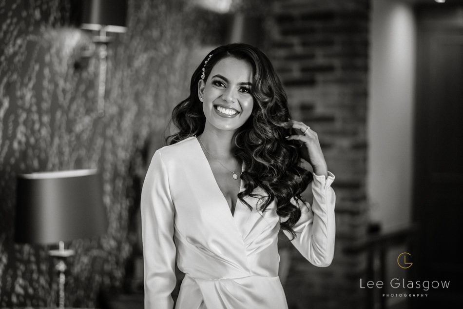 wedding-photographer-mythe-barn-wedding-venue-warwickshire-leicestershire-photographer